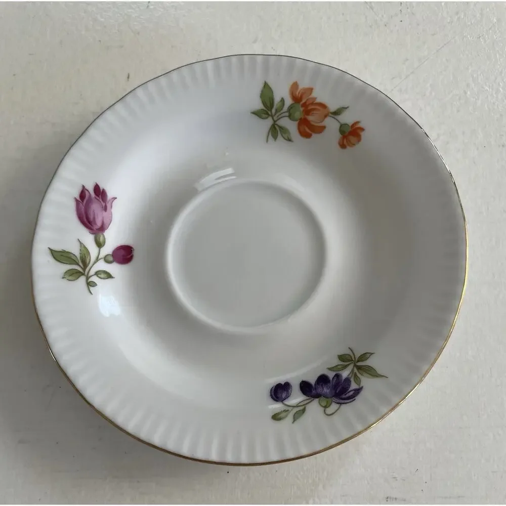 JlMenau Graf Von Henneberg 1777 White Floral Porcelain 3 Piece Demitasse/Tea Set